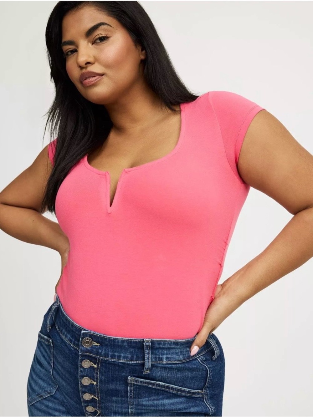 NWT Torrid Foxy Scoop V-Wired Ruched Top. Size 3 (22/24)